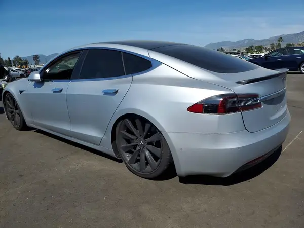 5YJSA1E19HF232915 2017 TESLA MODEL S - Image 2