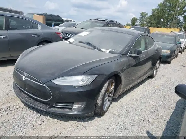 5YJSA1E1XGF124978 2016 TESLA MODEL S - Image 2