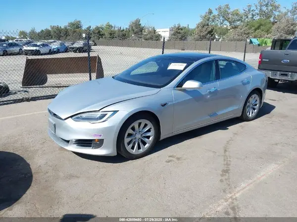 5YJSA1E1XGF147189 2016 TESLA MODEL S - Image 2