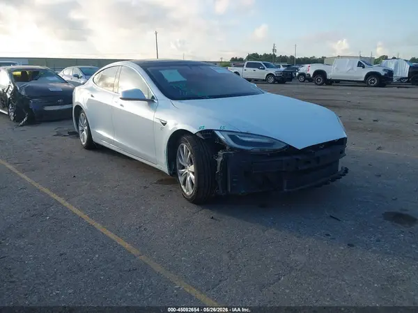 5YJSA1E1XHF184440 2017 TESLA MODEL S - Image 1