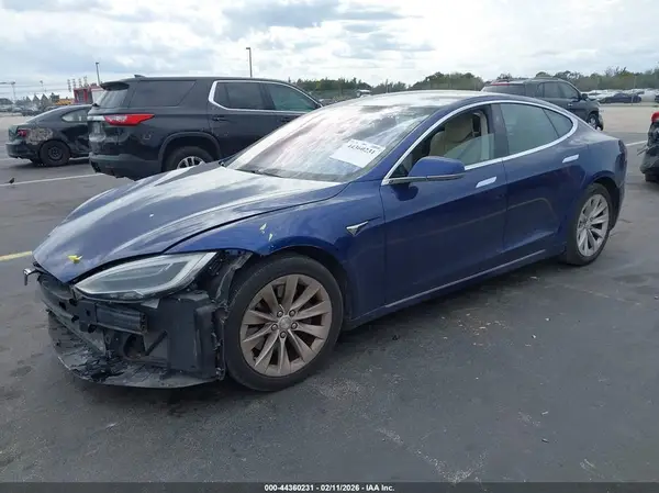 5YJSA1E1XHF191050 2017 TESLA MODEL S - Image 2
