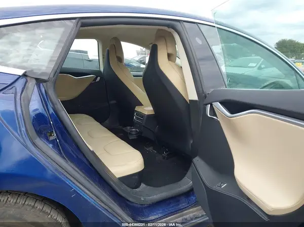 5YJSA1E1XHF191050 2017 TESLA MODEL S - Image 8