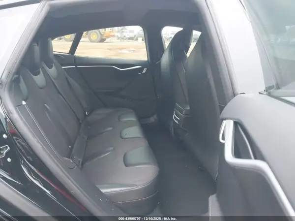 5YJSA1E1XHF210437 2017 TESLA MODEL S - Image 8
