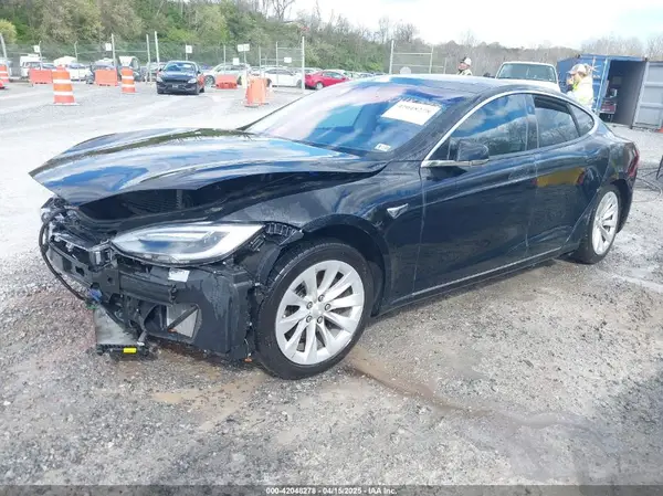 5YJSA1E1XHF210843 2017 TESLA MODEL S - Image 2