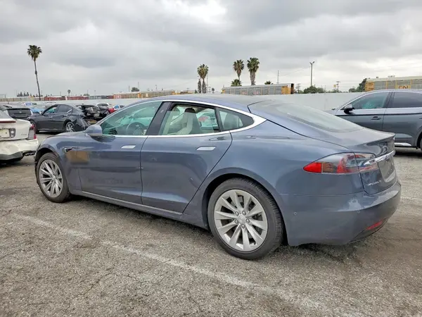 5YJSA1E1XHF217582 2017 TESLA MODEL S - Image 2