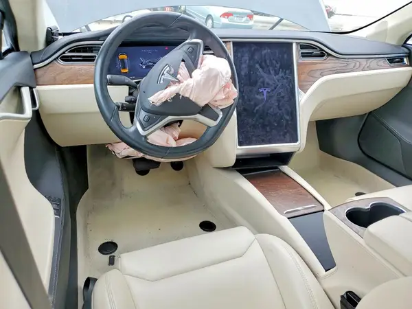 5YJSA1E1XHF217582 2017 TESLA MODEL S - Image 8