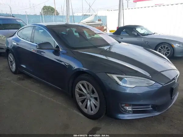 5YJSA1E1XHF231319 2017 TESLA MODEL S - Image 1
