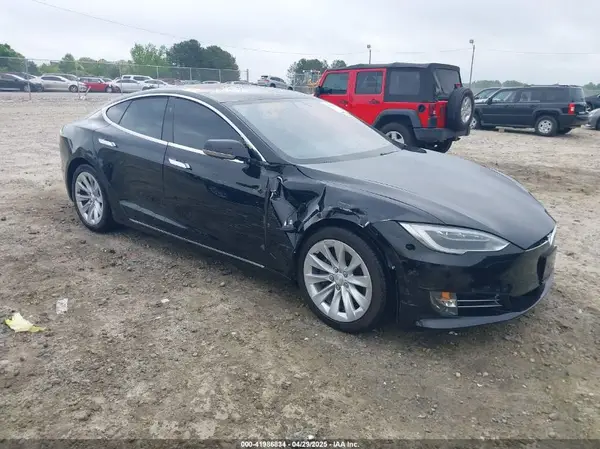 5YJSA1E1XHF232745 2017 TESLA MODEL S - Image 1