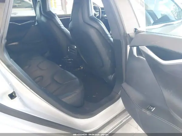 5YJSA1E20GF126425 2016 TESLA MODEL S - Image 8