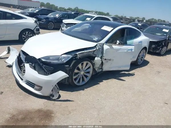 5YJSA1E20GF131947 2016 TESLA MODEL S - Image 2