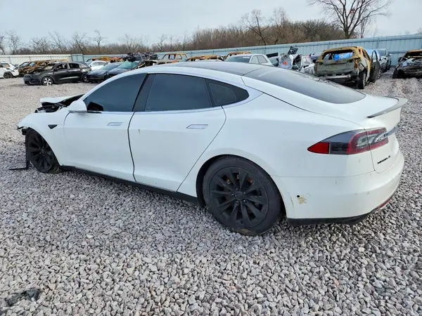5YJSA1E20GF136484 2016 TESLA MODEL S - Image 2