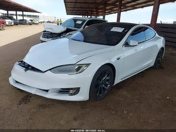 5YJSA1E20GF137408 2016 TESLA MODEL S - Image 2