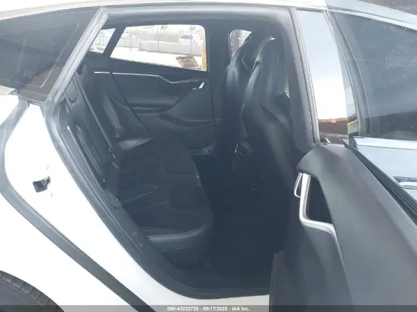 5YJSA1E20GF137408 2016 TESLA MODEL S - Image 8
