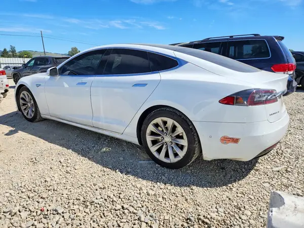 5YJSA1E20GF141006 2016 TESLA MODEL S - Image 2