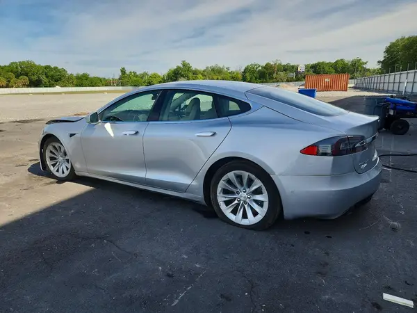 5YJSA1E20HF183919 2017 TESLA MODEL S - Image 2
