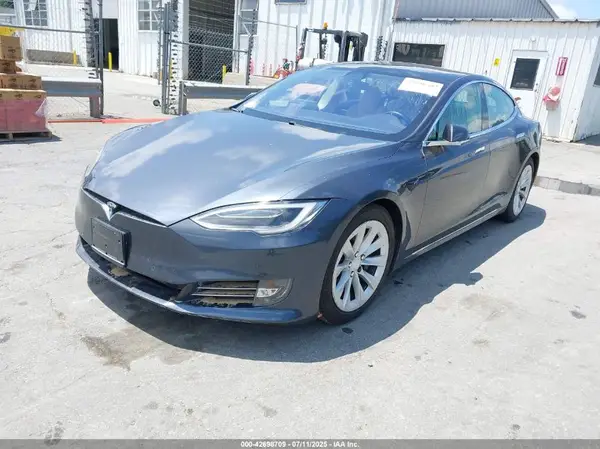 5YJSA1E20HF190420 2017 TESLA MODEL S - Image 2