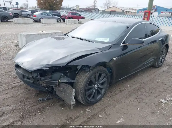 5YJSA1E20HF191597 2017 TESLA MODEL S - Image 2
