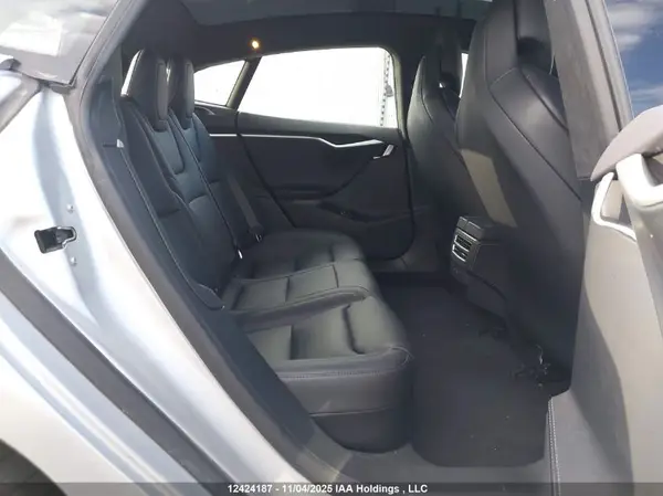 5YJSA1E20HF215493 2017 TESLA MODEL S - Image 8