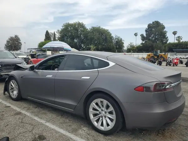 5YJSA1E20HF218037 2017 TESLA MODEL S - Image 2
