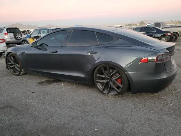 5YJSA1E20HF219611 2017 TESLA MODEL S - Image 2