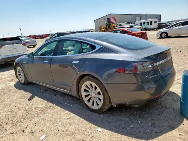 5YJSA1E20HF224565 2017 TESLA MODEL S - Image 2