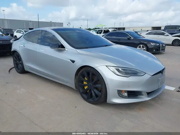 5YJSA1E20HF224680 2017 TESLA MODEL S - Image 1