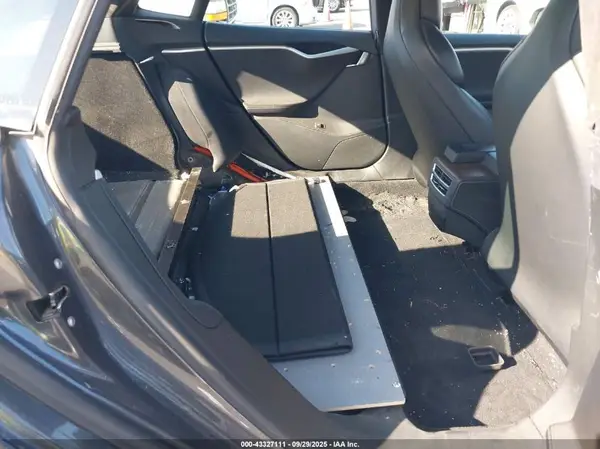 5YJSA1E20HF229572 2017 TESLA MODEL S - Image 8