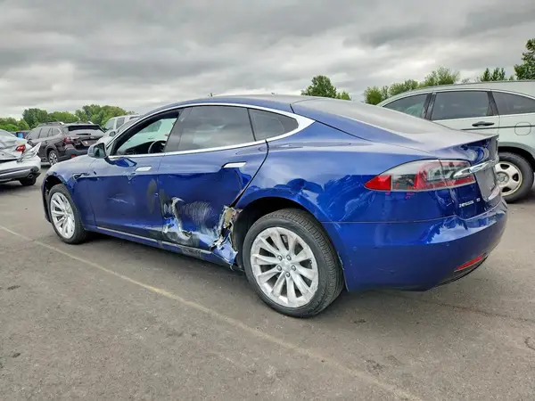 5YJSA1E20JF245227 2018 TESLA MODEL S - Image 2