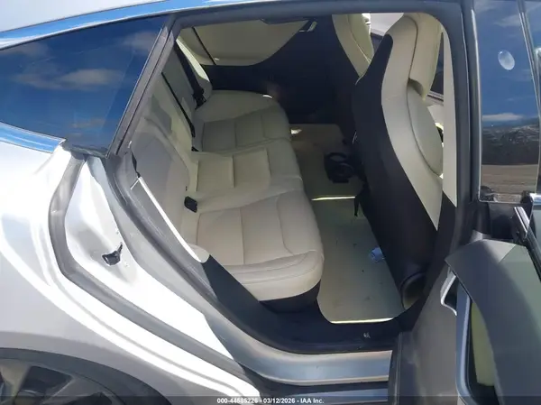 5YJSA1E20JF256969 2018 TESLA MODEL S - Image 8