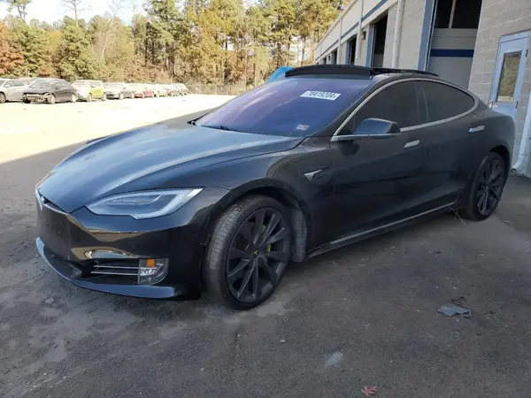 5YJSA1E20JF260617 2018 TESLA MODEL S - Image 1
