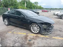 5YJSA1E20JF265560 2018 TESLA MODEL S