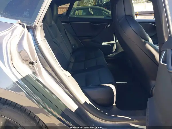 5YJSA1E20JF269740 2018 TESLA MODEL S - Image 8