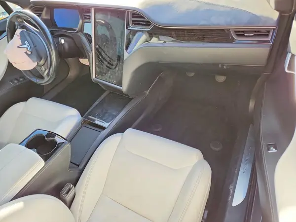 5YJSA1E20JF269995 2018 TESLA MODEL S - Image 8