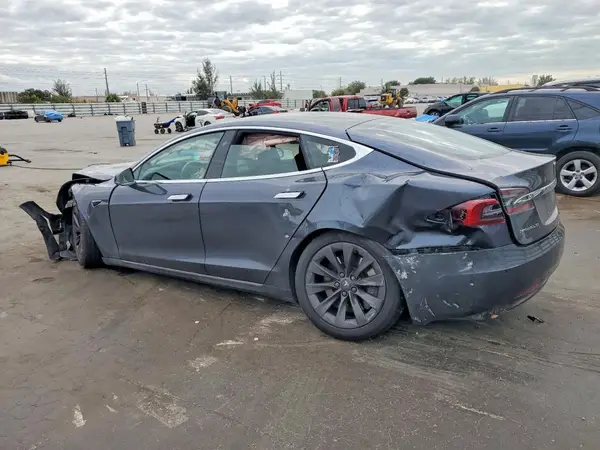 5YJSA1E20JF270287 2018 TESLA MODEL S - Image 2
