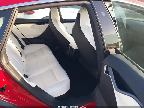5YJSA1E20JF277384 2018 TESLA MODEL S - Image 8