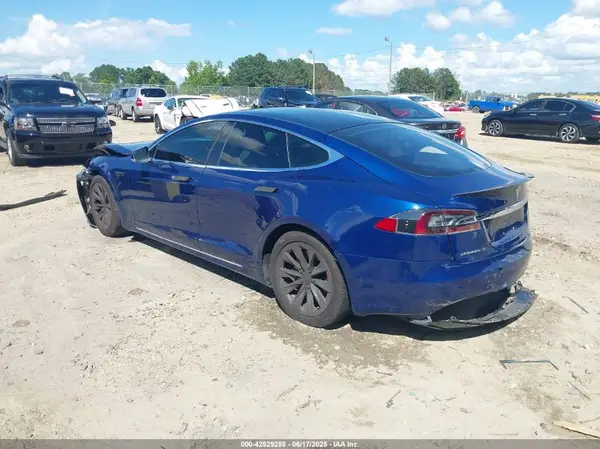 5YJSA1E20JF283461 2018 TESLA MODEL S - Image 2