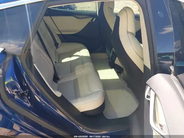 5YJSA1E20JF283461 2018 TESLA MODEL S - Image 8
