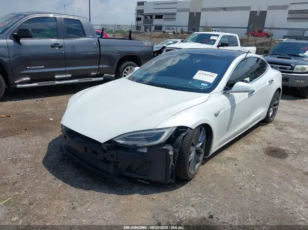 5YJSA1E20JF292287 2018 TESLA MODEL S - Image 2