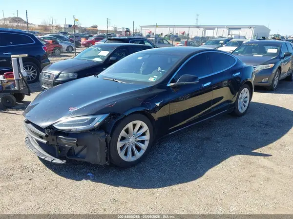 5YJSA1E20JF297599 2018 TESLA MODEL S - Image 2