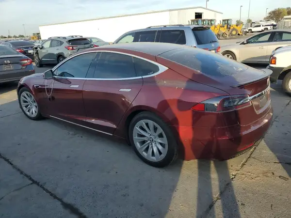 5YJSA1E20KF338542 2019 TESLA MODEL S - Image 2