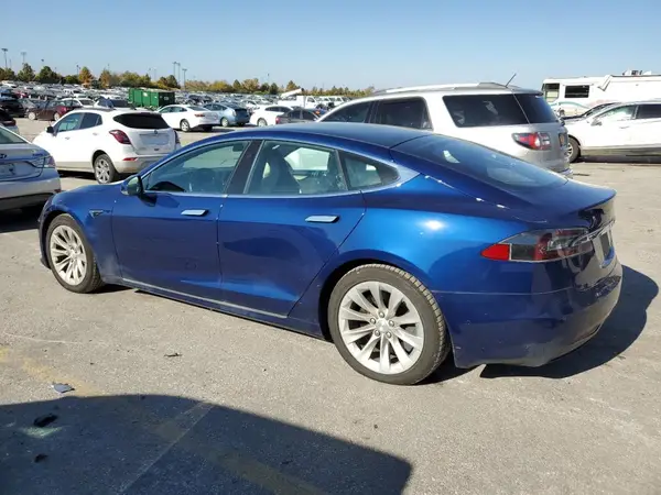 5YJSA1E20KF339237 2019 TESLA MODEL S - Image 2