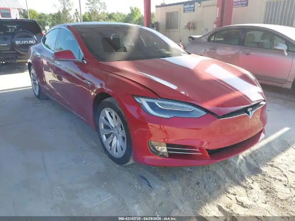 5YJSA1E20LF360347 2020 TESLA MODEL S - Image 1