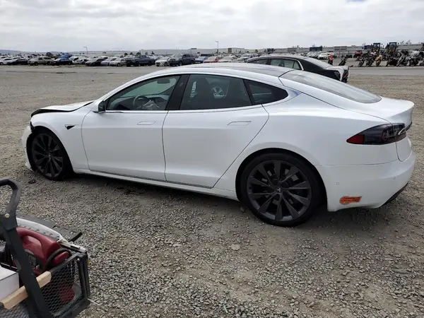 5YJSA1E20LF364981 2020 TESLA MODEL S - Image 2
