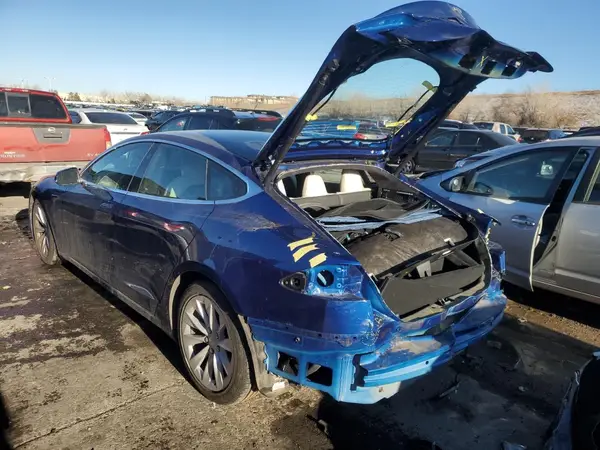 5YJSA1E20LF366939 2020 TESLA MODEL S - Image 2