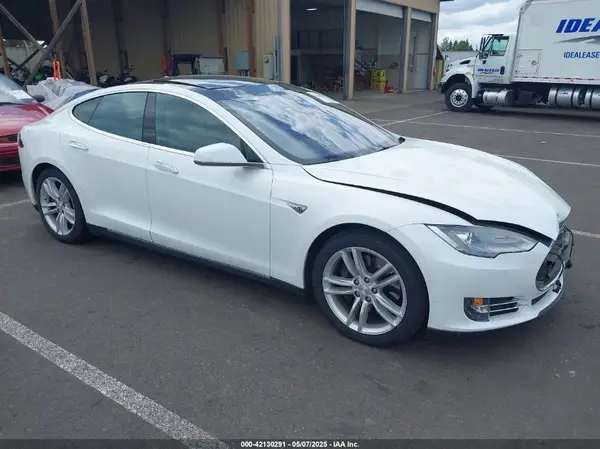 5YJSA1E21GF121962 2016 TESLA MODEL S - Image 1