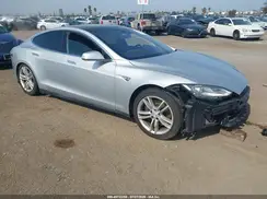 5YJSA1E21GF128152 2016 TESLA MODEL S
