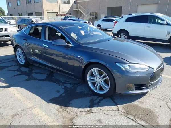 5YJSA1E21GF129690 2016 TESLA MODEL S - Image 1