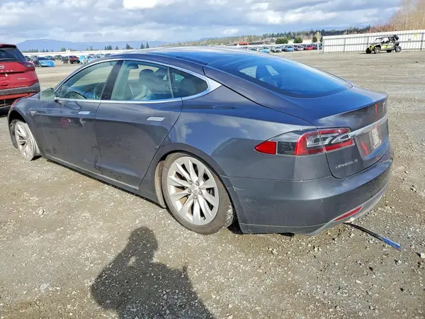 5YJSA1E21GF130063 2016 TESLA MODEL S - Image 2