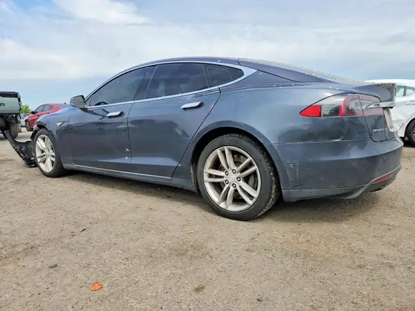 5YJSA1E21GF131973 2016 TESLA MODEL S - Image 2