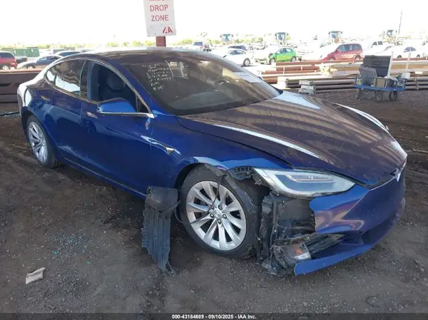 5YJSA1E21HF184593 2017 TESLA MODEL S - Image 1